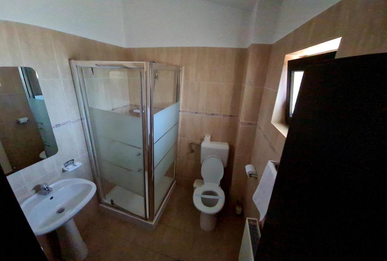 La Salcii Motel Calarasi  Ngoại thất bức ảnh